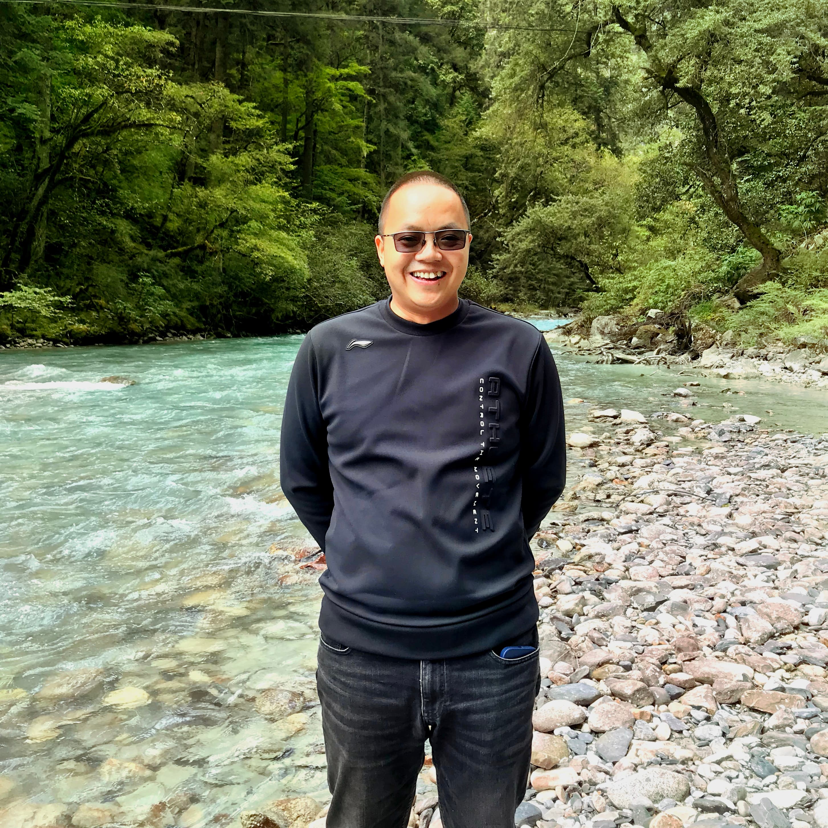 刘必腾律师生活照